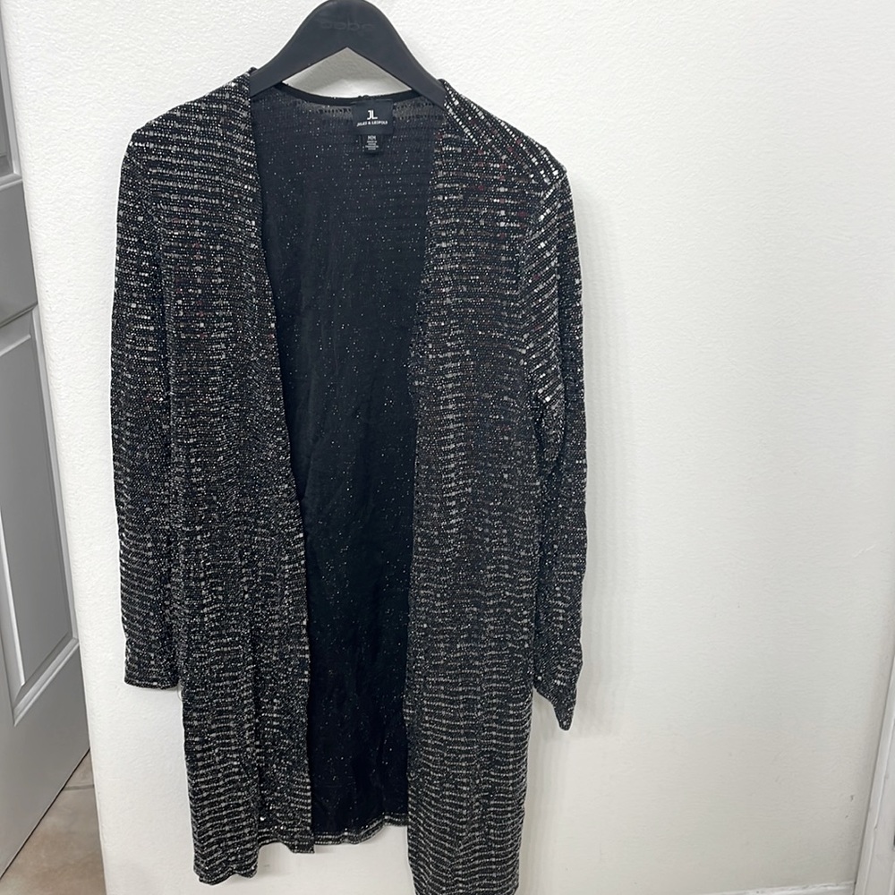 outer metallic silver black